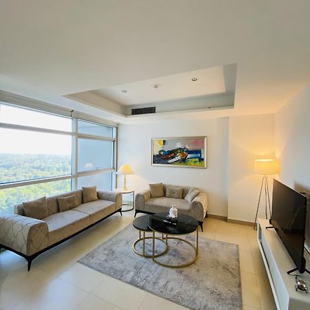 One Constitution Avenue - Apartments By Superhost Stays Исламабад Екстериор снимка
