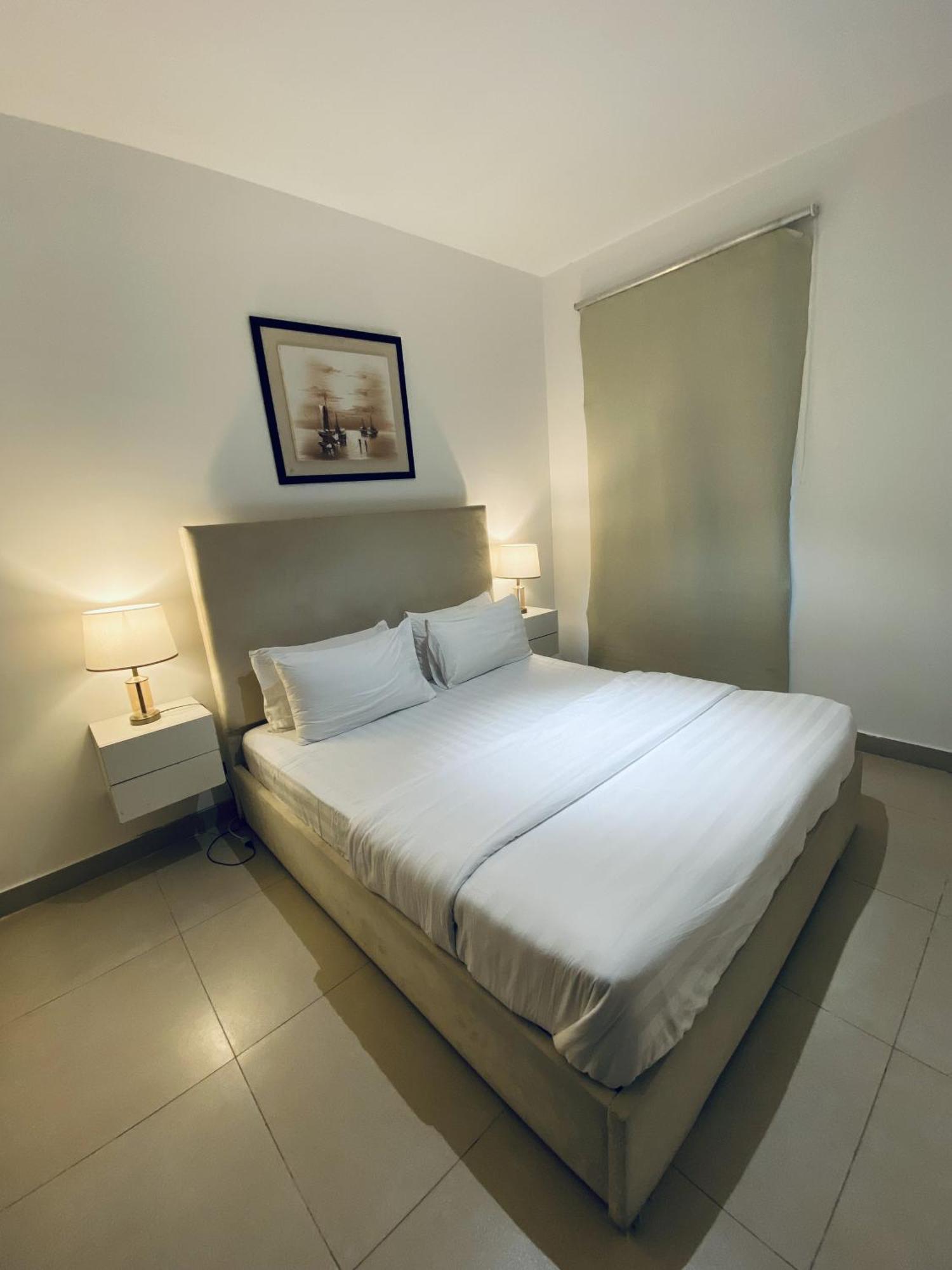 One Constitution Avenue - Apartments By Superhost Stays Исламабад Стая снимка