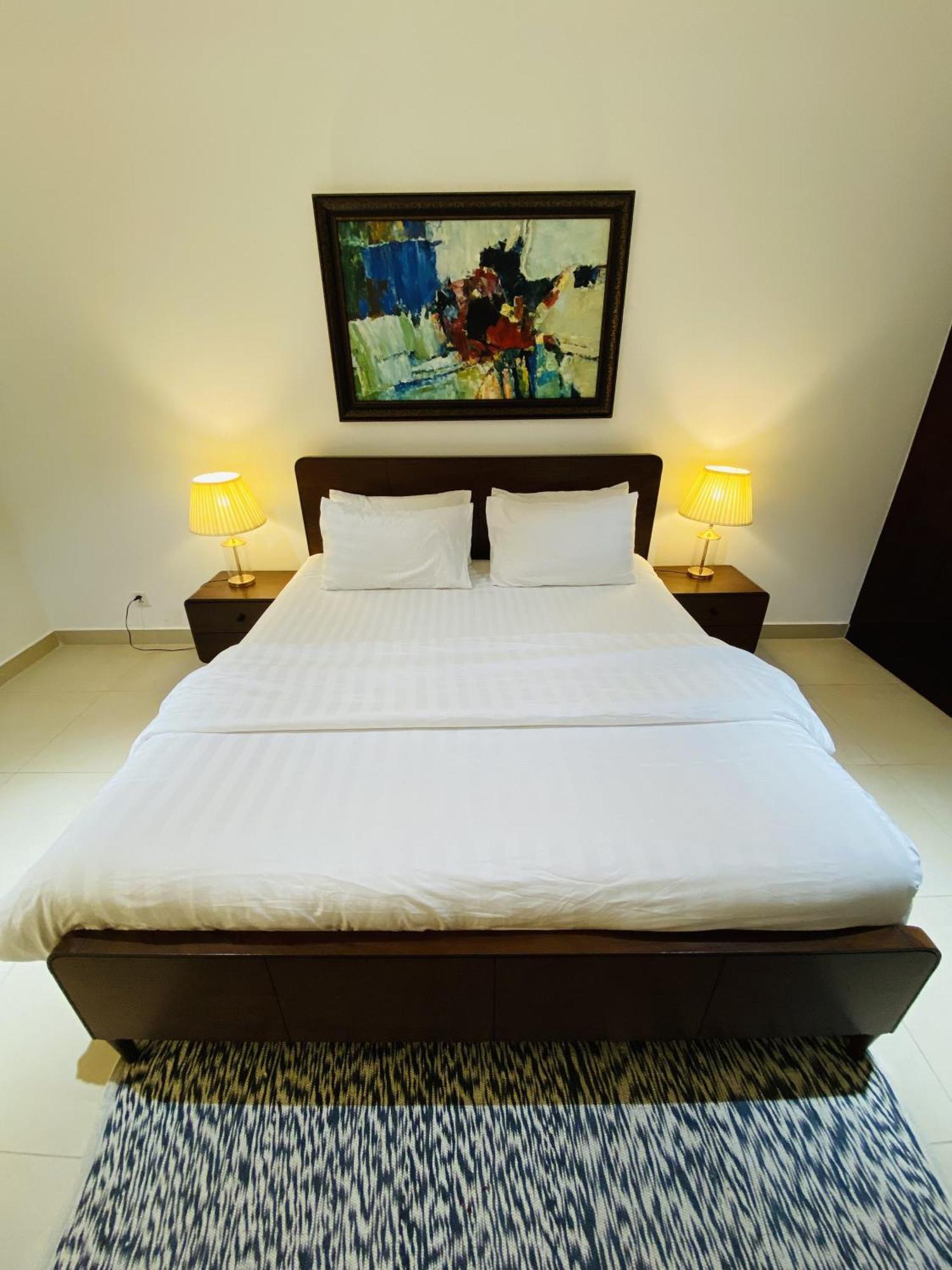 One Constitution Avenue - Apartments By Superhost Stays Исламабад Стая снимка
