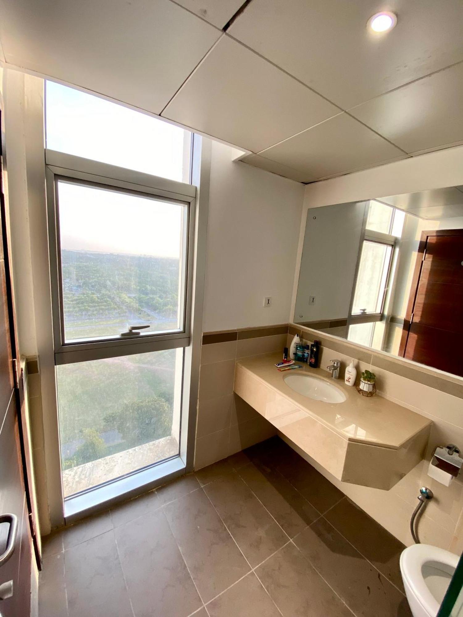 One Constitution Avenue - Apartments By Superhost Stays Исламабад Екстериор снимка