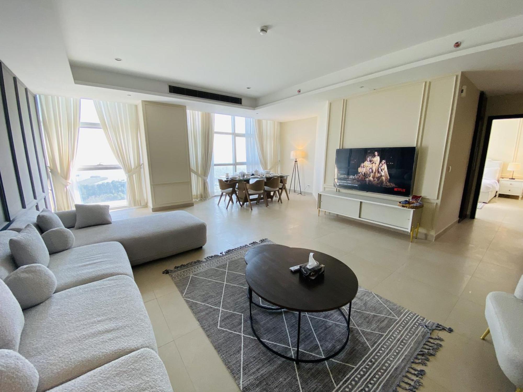 One Constitution Avenue - Apartments By Superhost Stays Исламабад Екстериор снимка