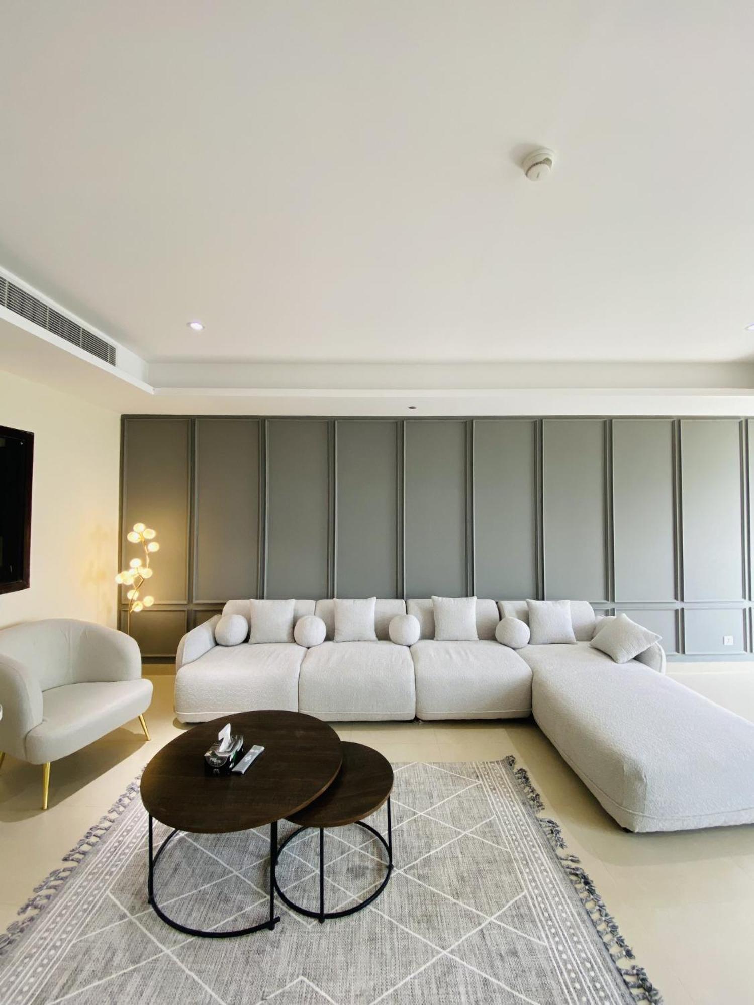 One Constitution Avenue - Apartments By Superhost Stays Исламабад Екстериор снимка
